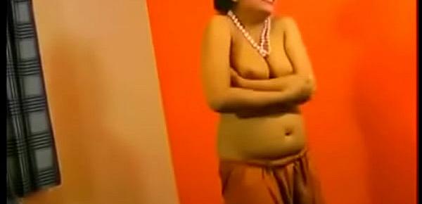  Desi Indian Wife Rupali Bhabhi Nude Tease